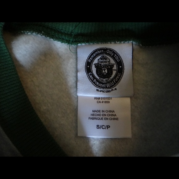 Smokey the bear ringer sweatshirt - Picture 7 of 8